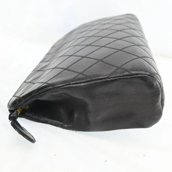 AUTHENTIC CHANEL Matelasse Black Leather Pouch Bag bsj797-121225 - Picture 5 of 16